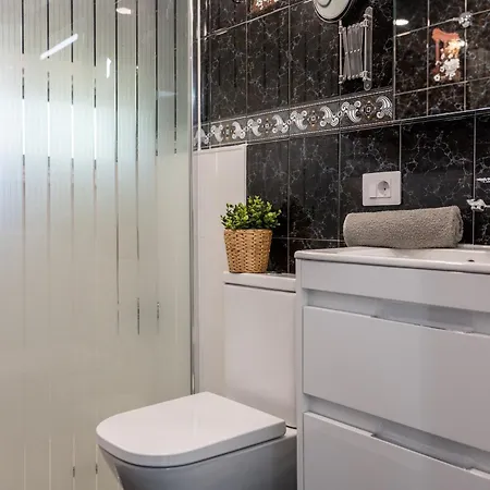 Luar Del Carmen كالاو سالفاجي